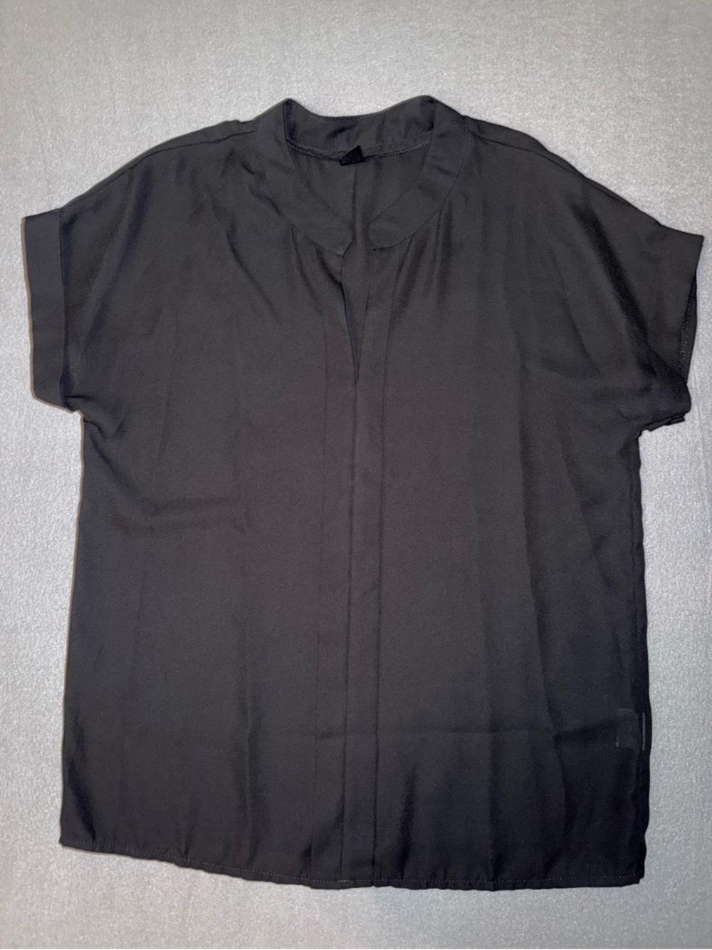 SHEIN Black Short-Sleeve Button-Down Shirt